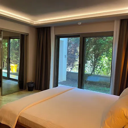 Life Butiq Yalıkavak