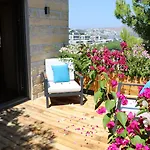 Life Butiq * Yalıkavak